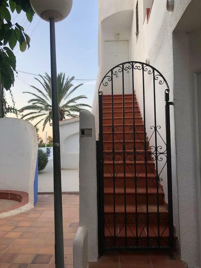 Apartamento En Denia A Pie De Playa ภายนอก รูปภาพ